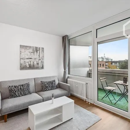 Apartment Neues Mit Spa & Balkon Nahe Kpmg, Pwc, L'oreal, Messe Düsseldorf
