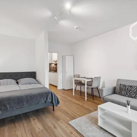 Apartment Neues Mit Spa & Balkon Nahe Kpmg, Pwc, L'oreal, Messe Düsseldorf